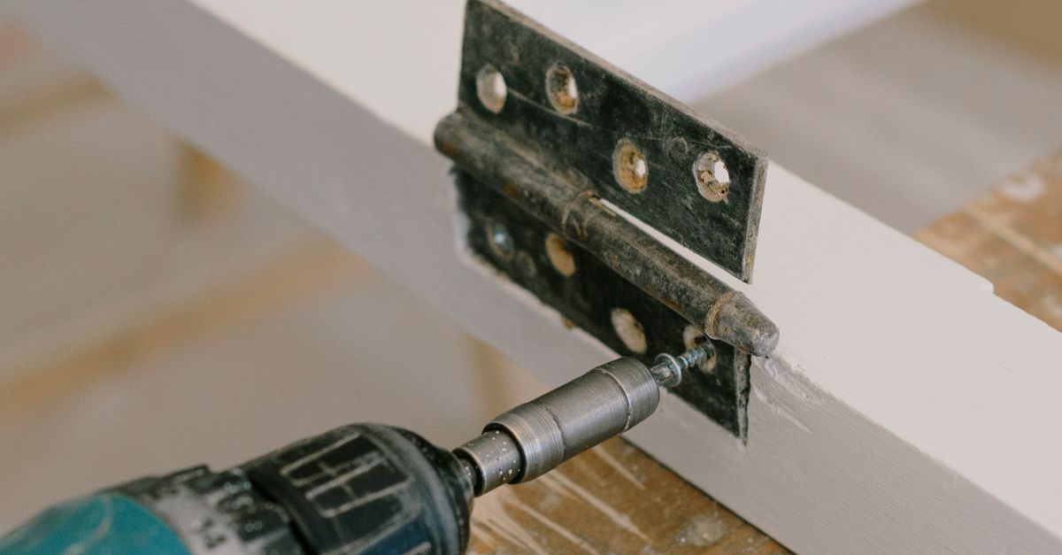 Understanding the Symptoms of Broken Springs in Roller Doors